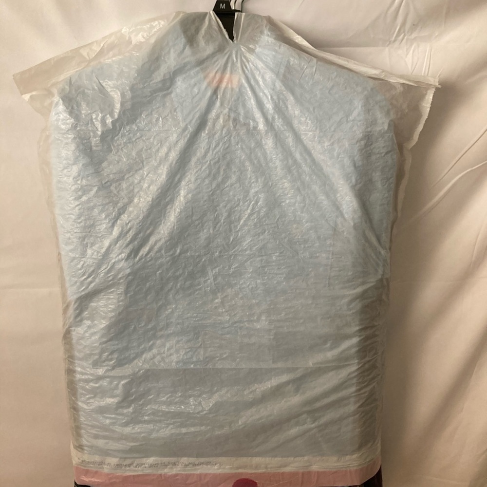 Long Sleeves Burgyndy Shirt - Picture 5 of 5